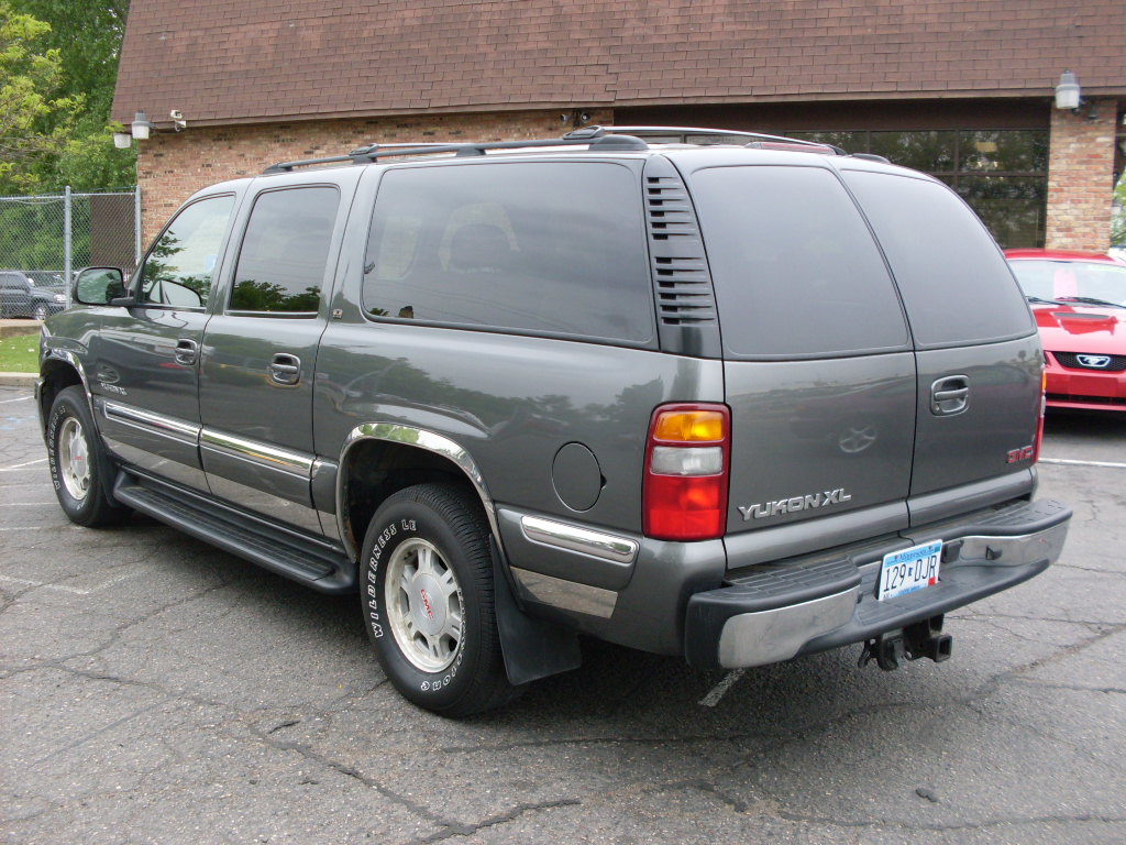 Ride Auto: 2002 GMC Yukon XL