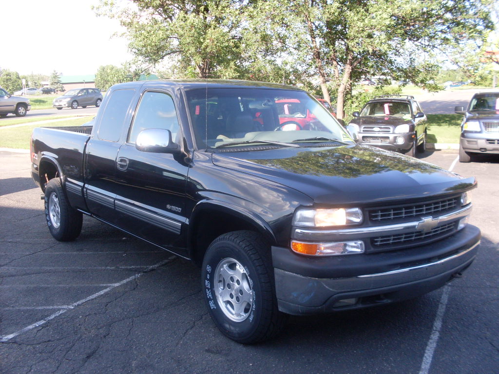 Ride Auto 2002 Chevrolet Silverado 1500 4x4