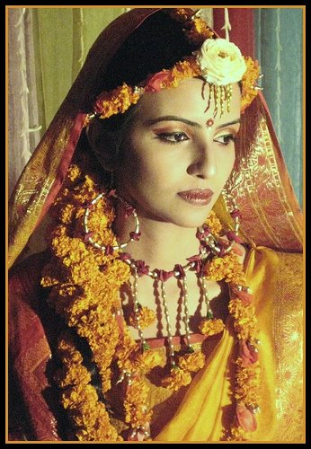 La future mariée...lors de la Cérémonie du "Gahe Holud"