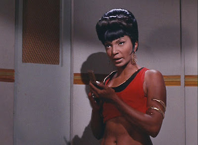 My Star Trek Scrapbook: Nyota Uhura: The Woman In Red