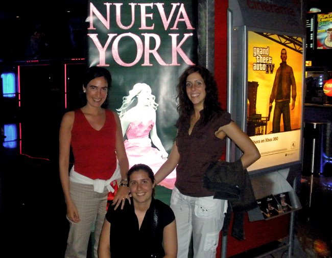 irma, patricia y yo _por supuesto, todas somos carrie_ en el pre-estreno de sexo en nueva york