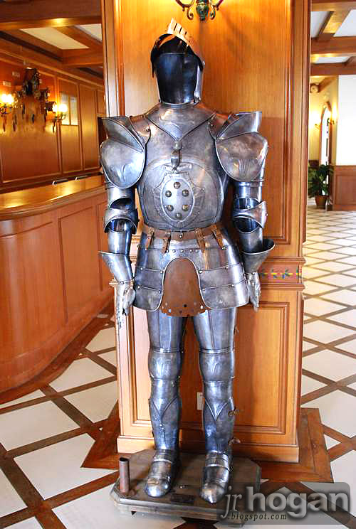 Malaysia Medieval Suit of Armor