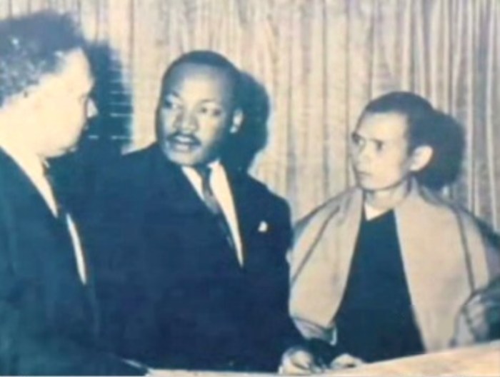 [03+martin+luther+king+thich+nhat+hanh+peace.jpg]