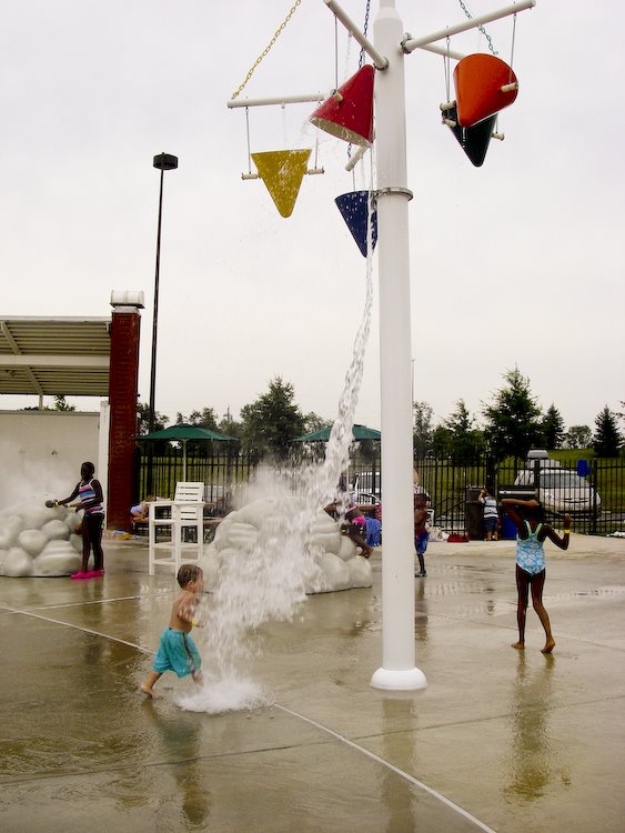 [08Jul31_splash-61.jpg]