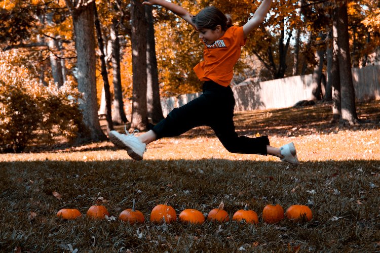 [08Nov01_Halloween_22.jpg]