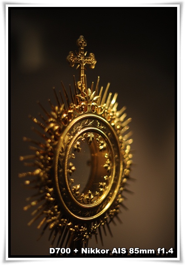 [CatholicBethanie_b15.JPG]
