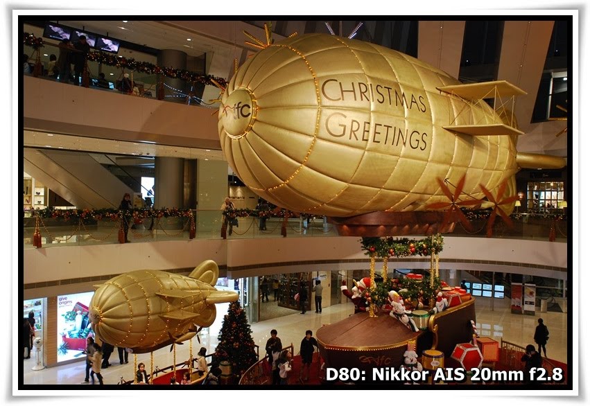 [IFC_XMas2009_a07.JPG]