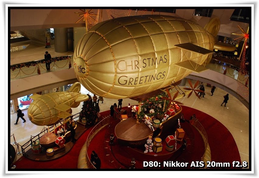 [IFC_XMas2009_a03.JPG]