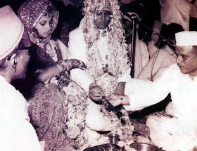 Bollywood Celebrity Weddings Rajesh Khanna Dimple Kapadia Wedding There was total chaos outside! bollywood celebrity weddings blogger