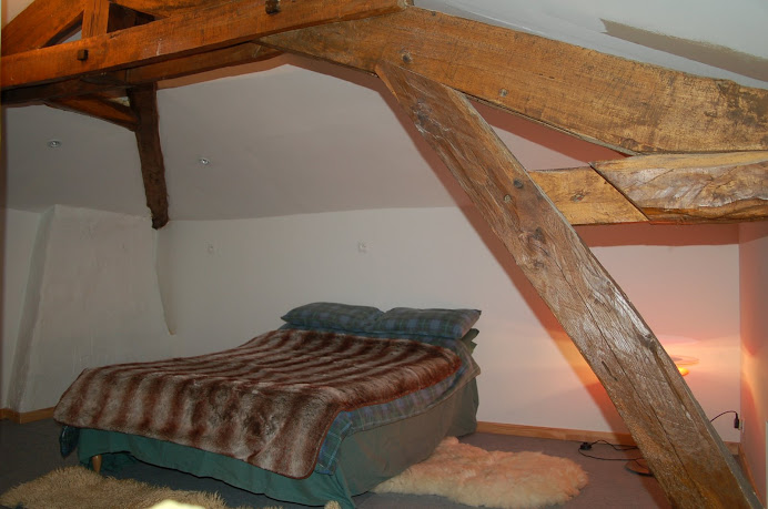 Loft bedroom d