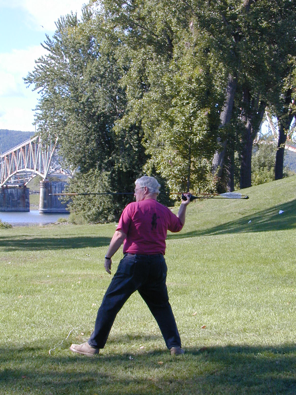 [John+Morris+Atlatl.JPG]