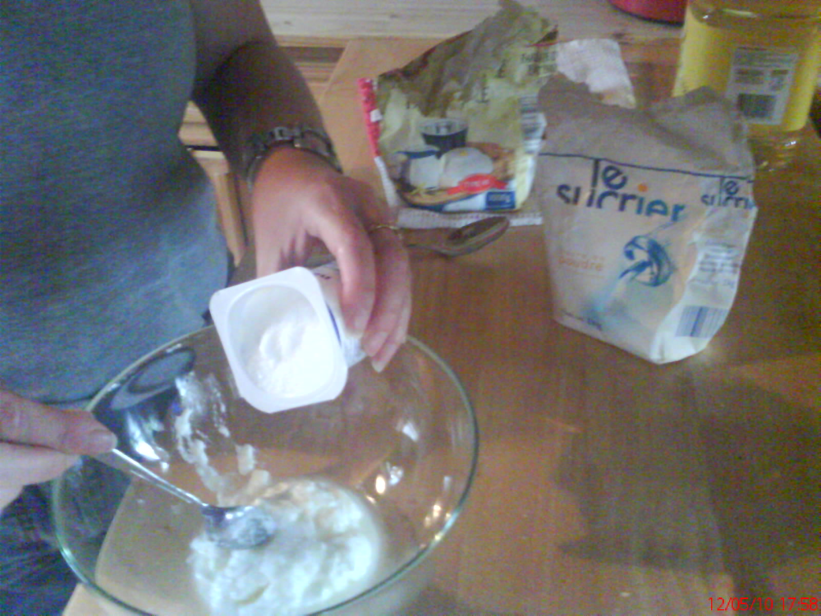 An English Rose in France Rosies Yoghurt Pot Cake (with Apple and