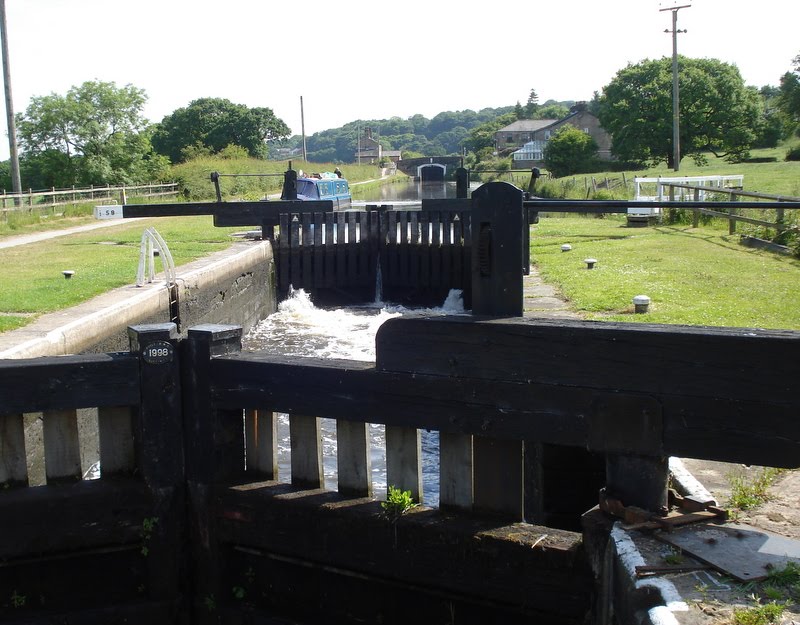 nb Poppy Withnell Fold to Wigan