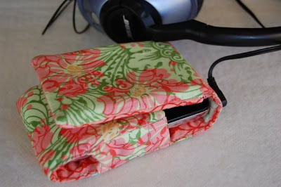 Ipod Case on Ipod Case And Headphones Bag