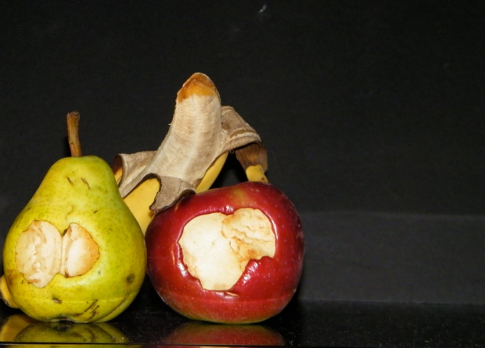 corinnehalpern;designOD inspirations (the beautiful art of rotting fruit)