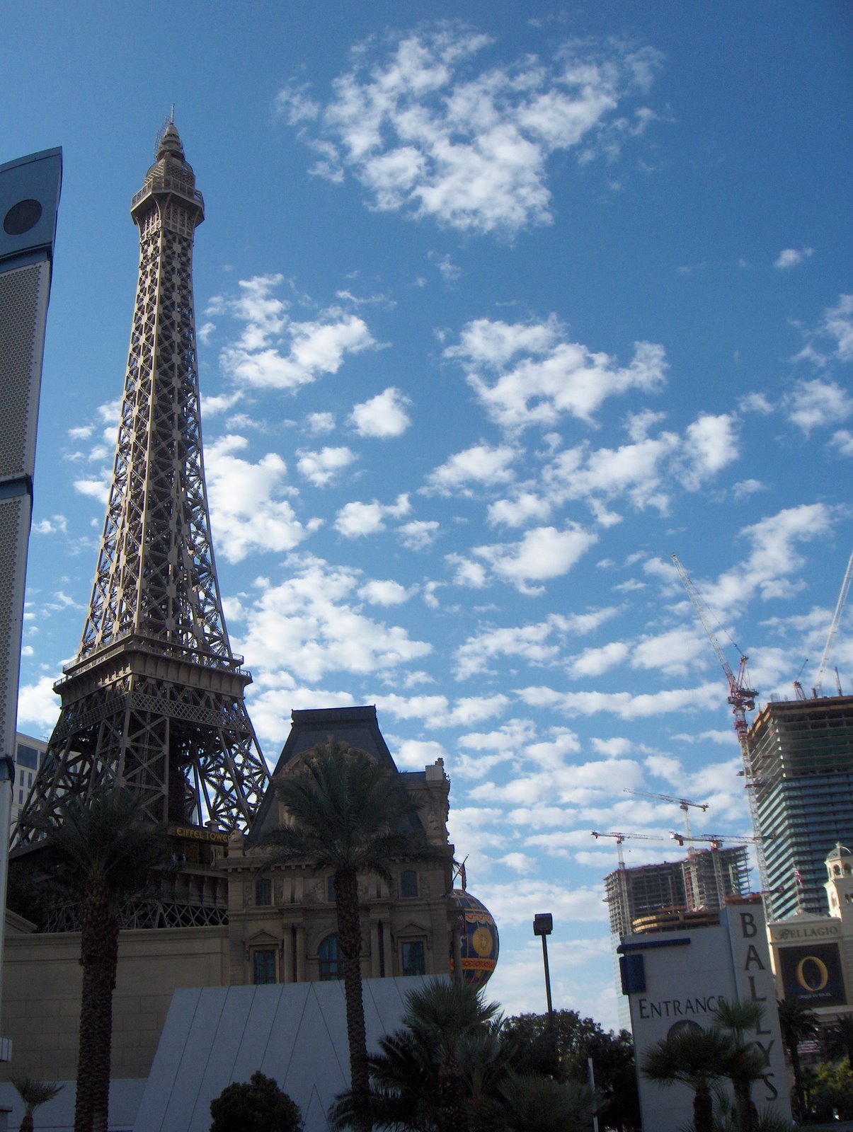 [Paris+Hotel+2.JPG]