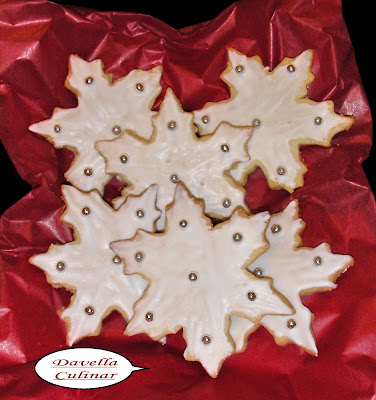 Biscuiti Fulgi de Zapada pentru Craciun / Biscuits de Noël Flocons de neige