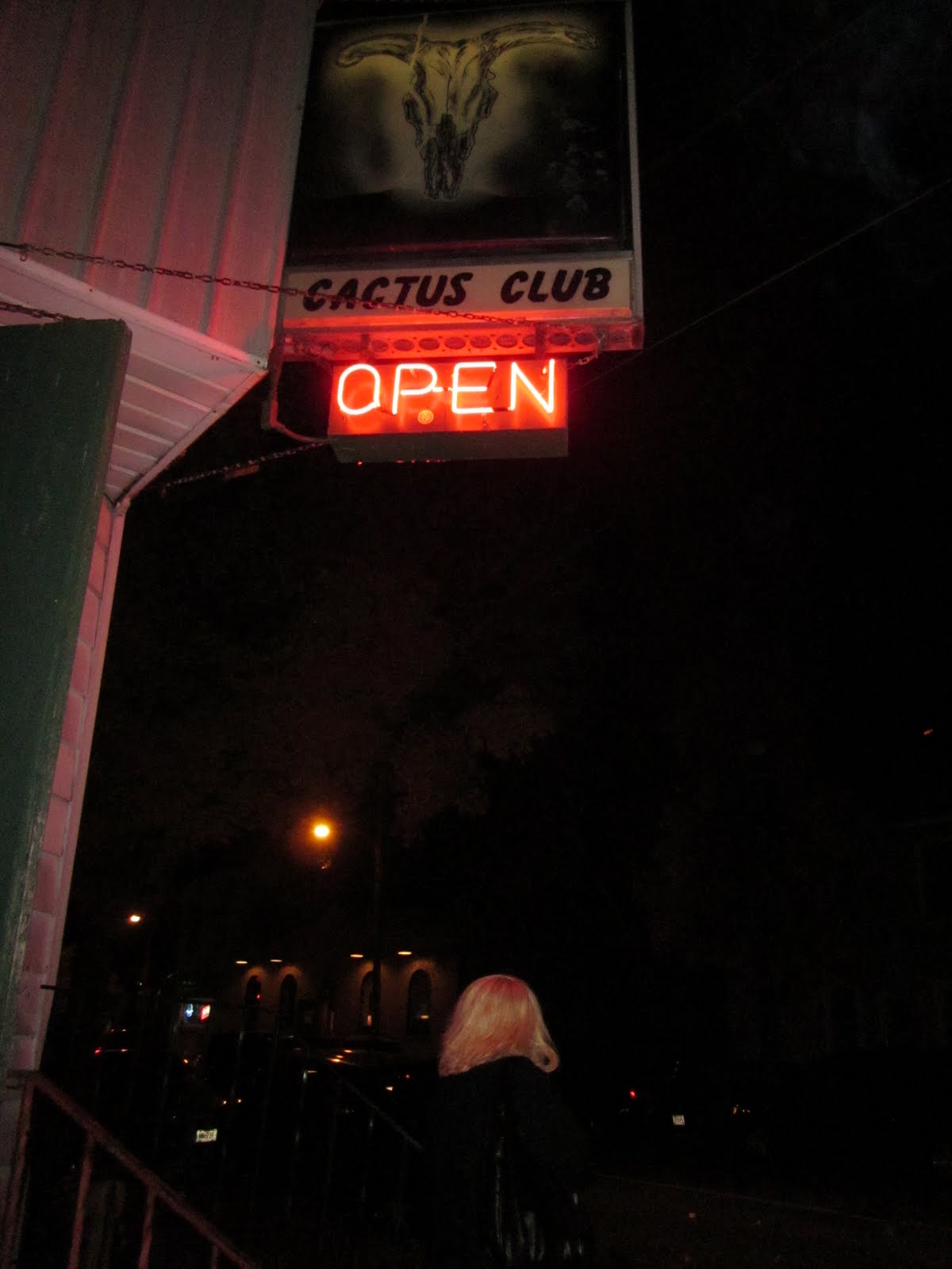 Pop Jew Bus Tour: Milwaukee Walkie Talkie