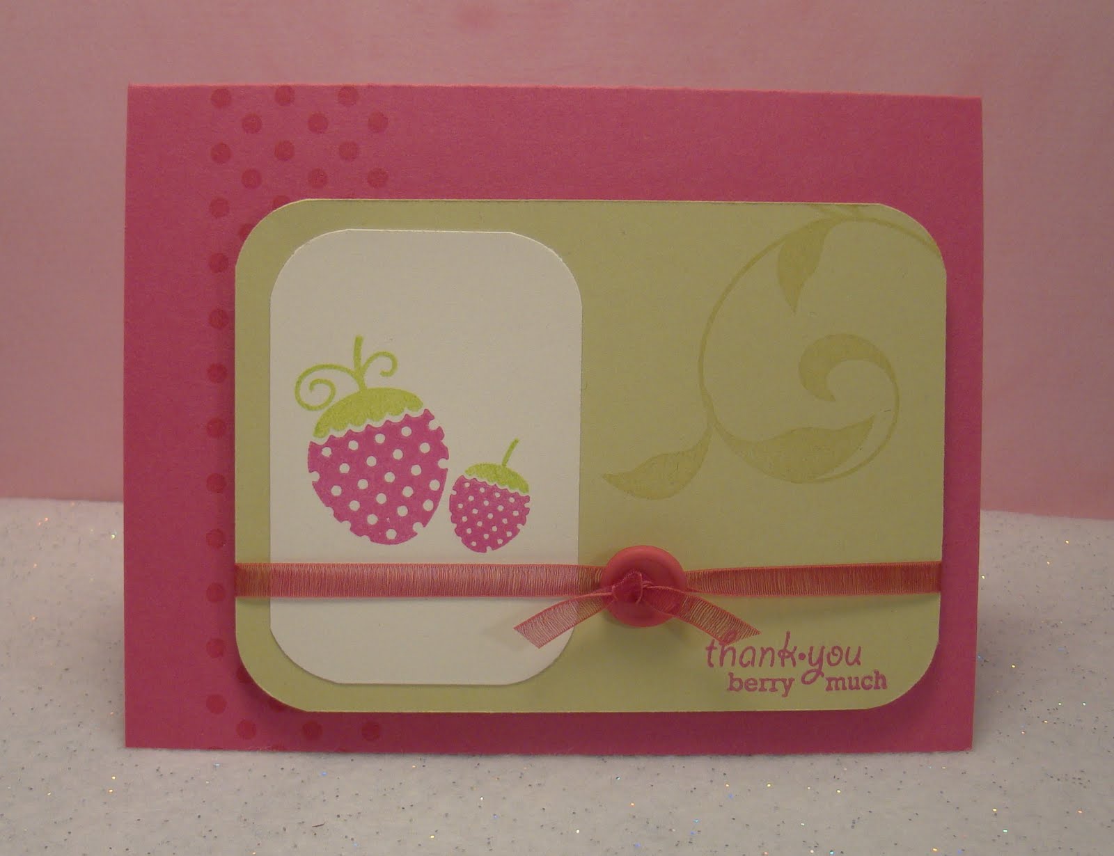 [Green+Thumb+Strawberry.JPG]