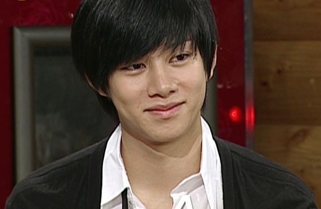 video 100702 heechul talks about yunho on youngstreet radio daily k video 100702 heechul talks about yunho on youngstreet radio daily k