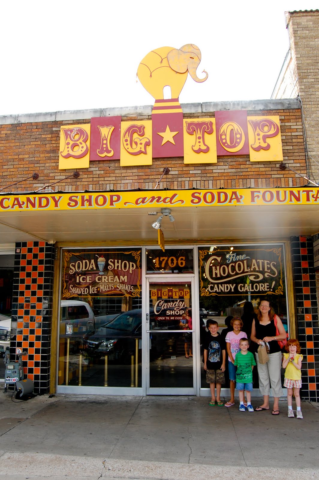 The Texas Darlings A Hot Day in Austin