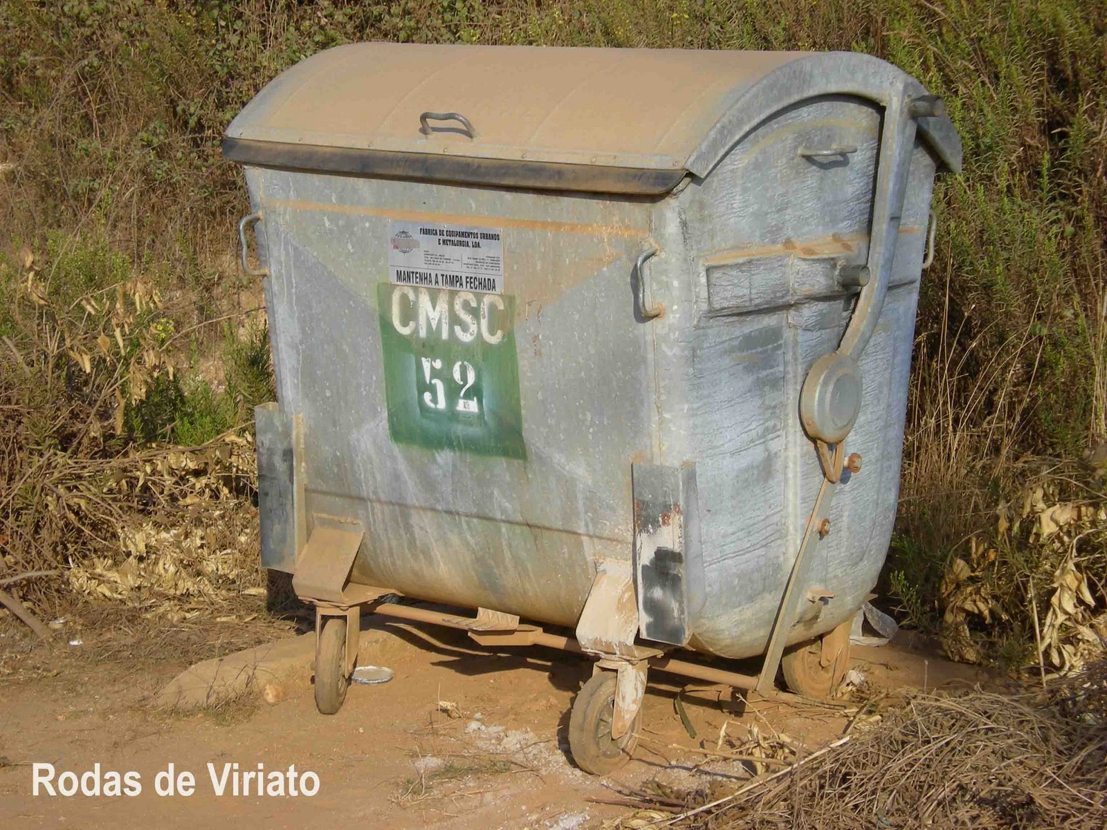 [caixote+lixo+sopinal1.jpg]