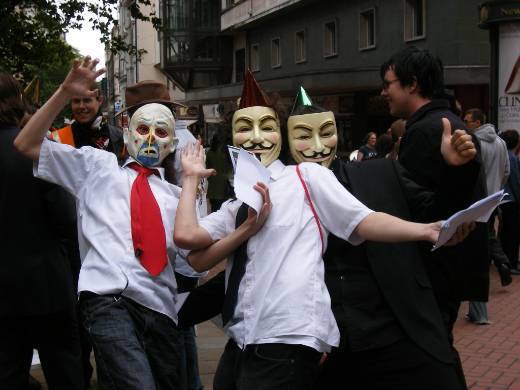 [Anonymous+Protest+16+August+2008+-+Europe+-+Birmingham+UK+07.jpg]