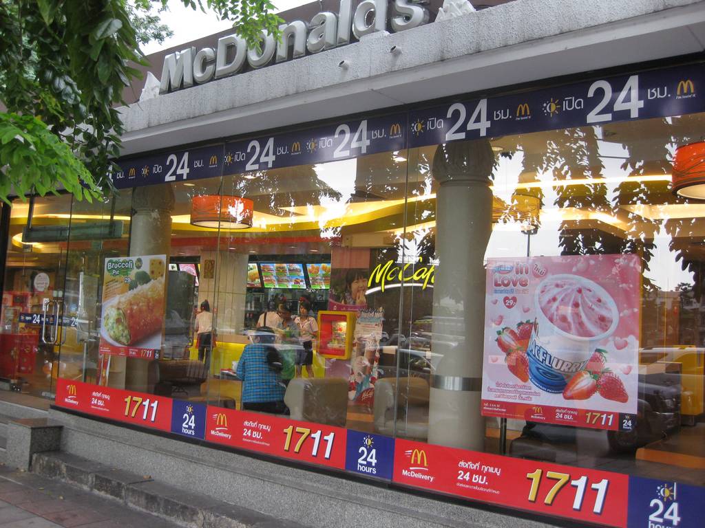 [Bangkok+McDonalds.jpg]