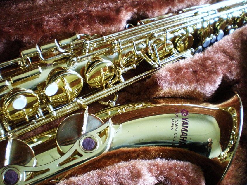 PreLoved Instruments at DR TOOT Yamaha Tenor Saxophone YTS32 / Semi