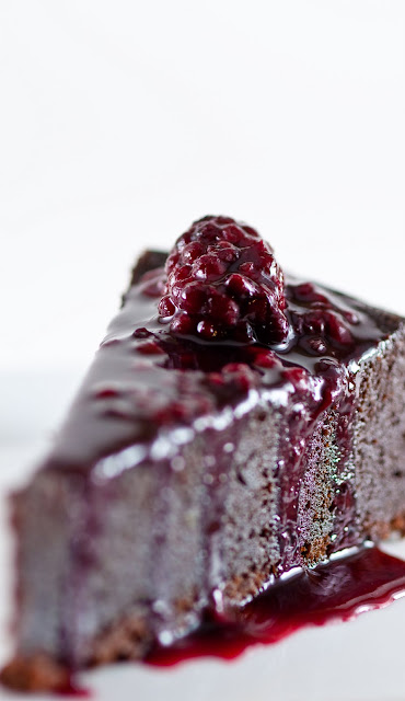 How To Make A Chocolate Orbit Cake How To Make A Chocolate Orbit Cake