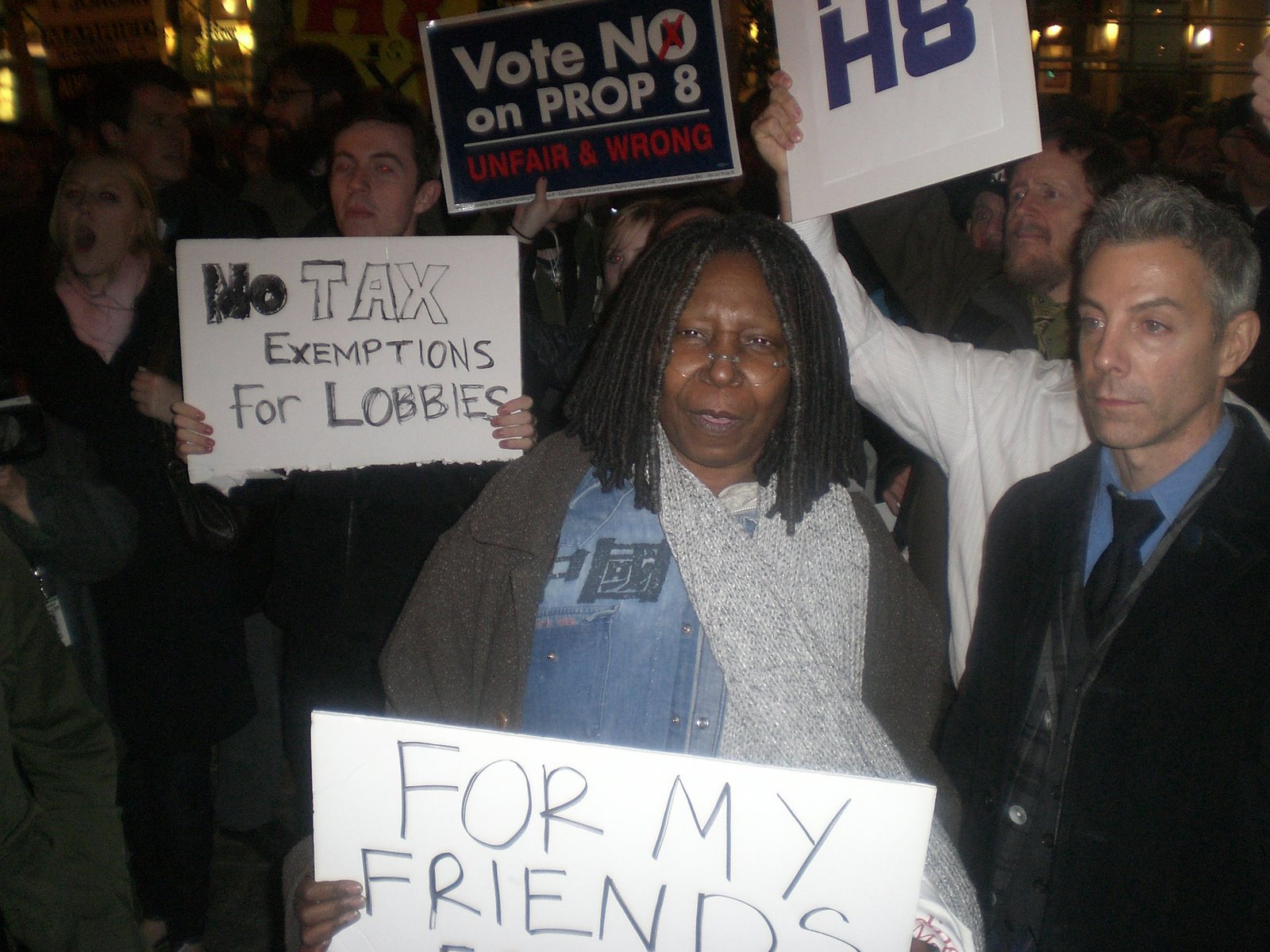 [NYCprop8protestNov12th2008+032.jpg]