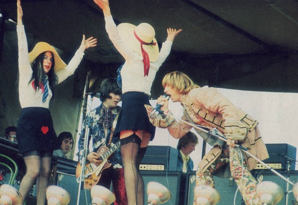 [Lord+Sutch+&+the+Savages+at+stage+in+1960s_Hyde+Park.jpg]