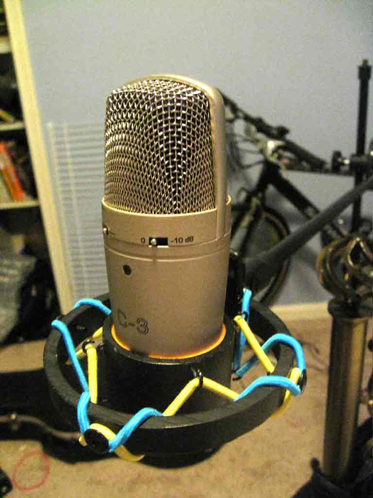 PILL MUSIC: DIY Microphone Shock Mount - For Large Diaphragm Condenser Mic