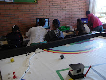 Iniciaram as oficinas de robótica na E.M.E.F Afonso Guerreiro Lima - 2010.
