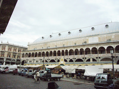 Mercado de Venecia.- F. Salido