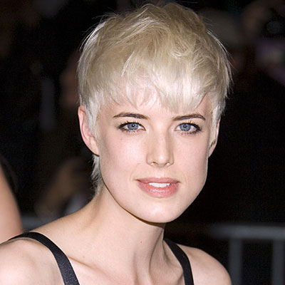 Agyness Deyn biography Named one of 2007's Next Top Supermodels by Vogue