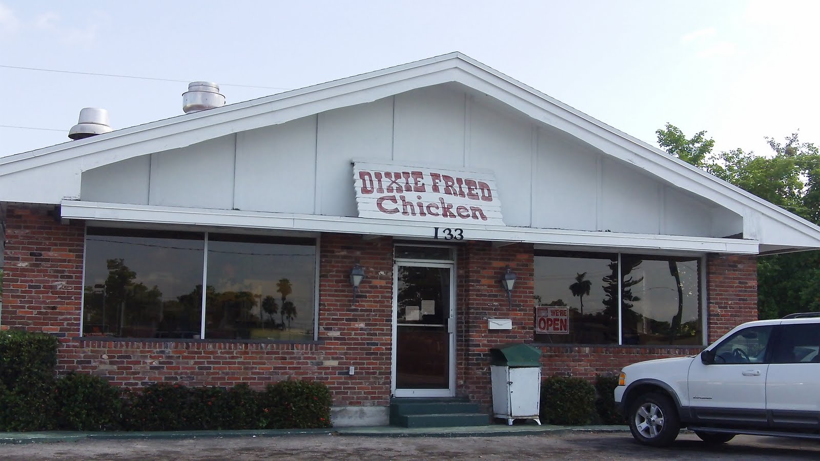 Glades Gas of Belle Glade Customer Profile Dixie Fried Chicken!