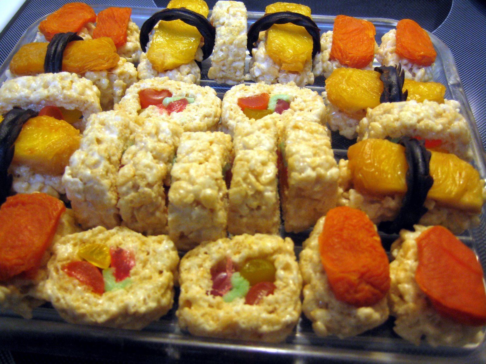 [sushi+treats+002.jpg]