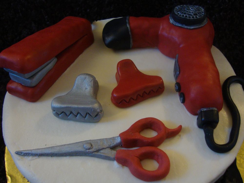 Cake Lane Hair Stylist Cake