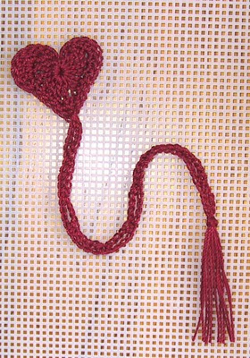Crochet flower bookmark pattern. - Indulgy - Everyone deserves a