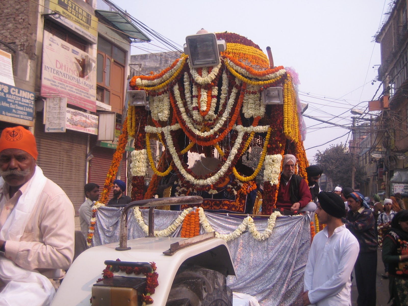 Sikhs India Online Sikh News Channel Nagar Keertan Krishna Nagar
