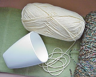 yarn tumbler white