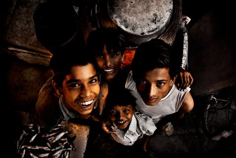 [flickzzz.com+children+in+india+009-763061.jpg]