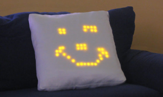 [RelationalPillowMIT.jpg]