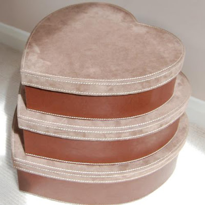 heart hat boxes