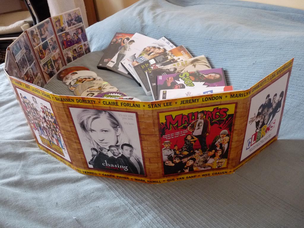 [kevin_smith_collection_10.jpg]