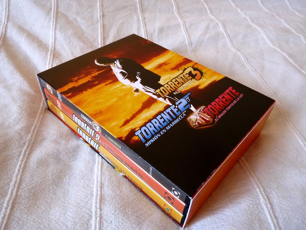 [torrente_dock_02.jpg]