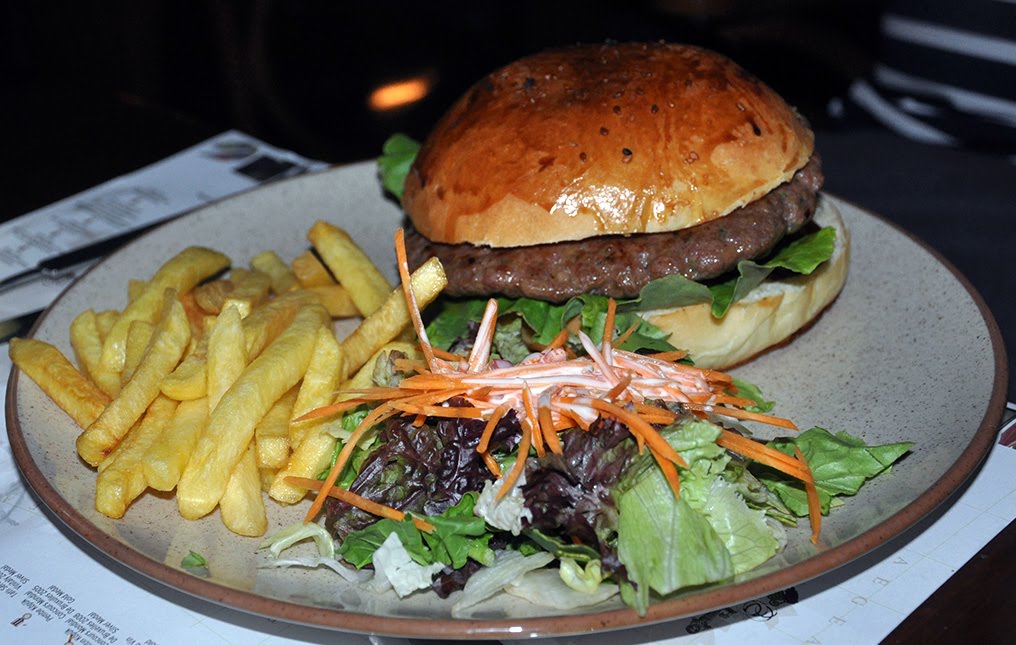 Breaking News Live from life! Amarillo Grill & Bar