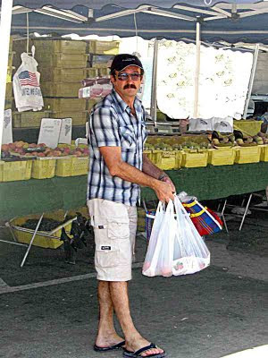Vasily Radachevsky at Pasadena Farmers Market Sept 2009