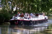 French Hotel Barge ATHOS Book your canal du midi cruise in the south of France with ParadiseConnections.com